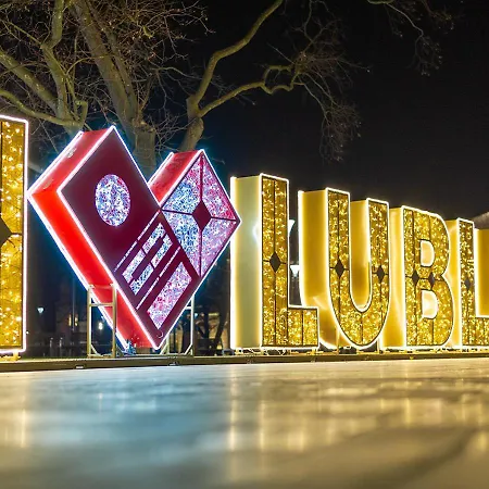 Kk 38 Old Town Free Parking